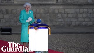 Queen leads lighting of jubilee beacons at Windsor Castle [upl. by Ninette]