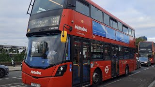 Blind Change on Metroline West VWH2355 LK67CXN [upl. by Prentice]