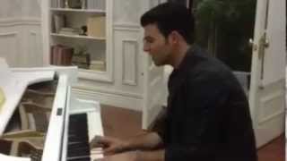 Jencarlos Canela toca y canta quotDimequot mientras graba Pasion Prohibida [upl. by Aneeres705]