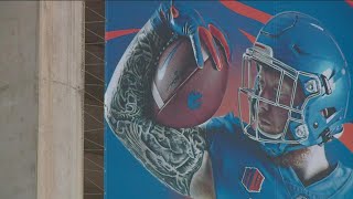 Idahoans represent Boise State on Albertsons Stadium banners [upl. by Nevins64]