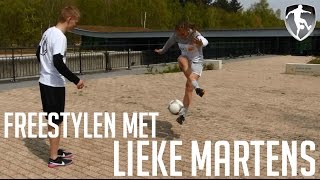 Leer Freestyle Voetbal Freestylen met Lieke Martens [upl. by Inaej872]