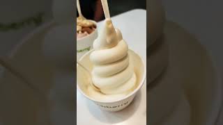 Pinkberry frozenyogurt foodie yummy cold lovetoeat icecream lovetoeat eatallday [upl. by Adey]