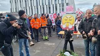 «Es reicht» 1000 Bauern verlangen mehr Gehör [upl. by Ohare]