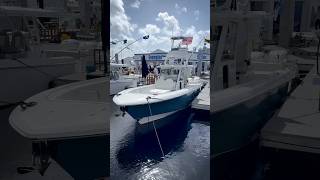 375CC Everglades Center Console at FLIBS 2024 EvergladesBoatsUSA [upl. by Del269]