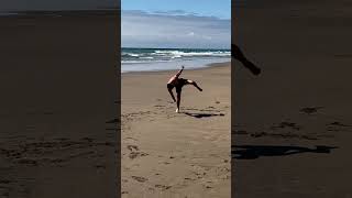 😍😍 plage parkour summer acrobatics sports flip tricking dancer football cricketlover [upl. by Odnomyar800]