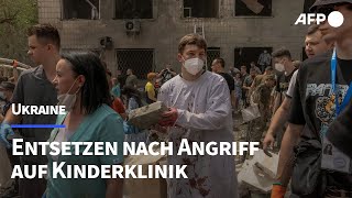 quotWarum Kinderquot Entsetzen nach Angriff auf Kinderklinik in Kiew  AFP [upl. by Fennell412]