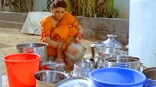 Silk Smitha Doing Housework  சில்க் ஸ்மிதா வீட்டு வேலை செய்கிறார் [upl. by Nilrac]