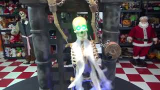 Gemmy Halloween Animated quotDungeon Davequot Shackled Skeleton [upl. by Wack114]