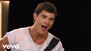 Diego Domínguez Elenco de Violetta – Habla Si Puedes De quotViolettaquot  Momento Musical  Disney [upl. by Acilejna]