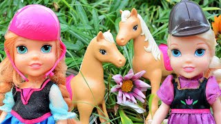 Anna and Elsa Toddlers Horses Riding Trail Adventure Ep 50  Toys In Action [upl. by Oinotnaesoj]