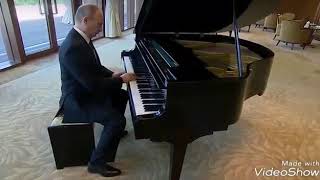 Putin plays „Moskau“ on his GREAT piano [upl. by Roanna386]