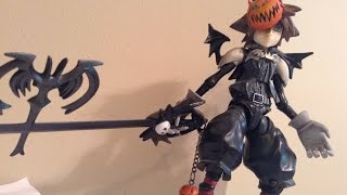 Kingdom Hearts Play Arts Halloween Town Sora Review [upl. by Canada]