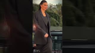 Kendall Jenner 🖤♥♥ walk viralshort song ♥♥ [upl. by Australia]