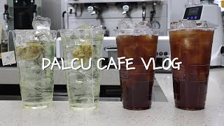 【4K】SUB 🥰사랑을 마구마구 뿜어내는 사람이 되고 싶어🥰 │DALCU CAFE VLOG│달리는 커피 카페 브이로그│달커│ASMR│KOREA│ [upl. by Yllut750]