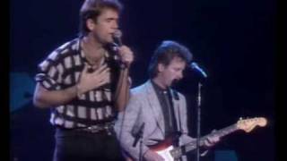 Huey Lewis Stuck with you LIVE [upl. by Bowrah]