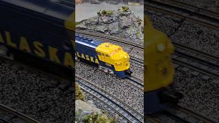 MTH Premier Alaska Railroad F3s Power The Denali Star  81024 [upl. by Servais]