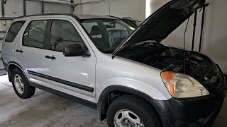 Honda CRV 2002 Dead Belt Engine Fluid Oil Leak [upl. by Ardried648]