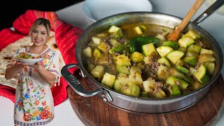 This will be your NEW favorite PICADILLO CON CALABACITAS EN SALSA VERDE Recipe [upl. by Earized]