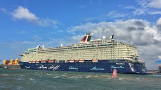 MEIN SCHIFF 6  returning to Panama after 4 years [upl. by Eduard]