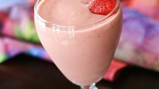 Almond Milk Strawberry Oatmeal Breakfast Smoothie Recipe [upl. by Orimlede]