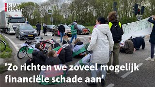 Demonstratie bij ringweg Utrecht afrit A27 afgesloten  RTV Utrecht [upl. by Enaled]