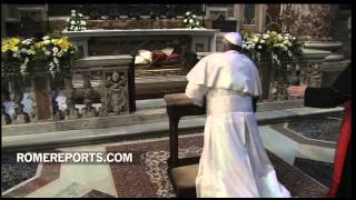 Pope visits John XXIIIs tomb on the 50th anniversary of his death [upl. by Sebastiano]