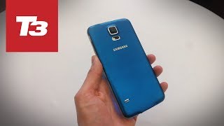 Samsung Galaxy S5 handson first look [upl. by Nathaniel113]