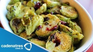 Receta para preparar coles de bruselas con aderezo de semilla de mostaza y nueces glaseadas [upl. by Ojytteb120]