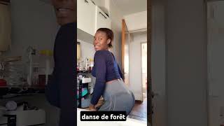 Danse de forêt 😅😅😅😅 [upl. by Anitsua]