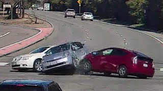 Prius vs Prius Car Wreck [upl. by Tiersten445]