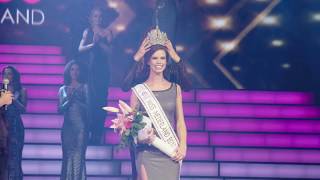 Kroning Miss Nederland 2017 Nicky Opheij  Finale Miss Nederland 2017 [upl. by Dnomaj304]