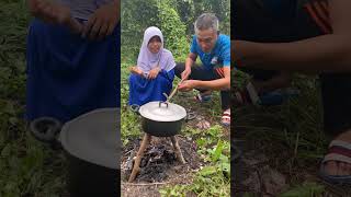 Survival SkillsSIMPLE livings in the forest when breaking through the hot pot funny survival [upl. by Ader]