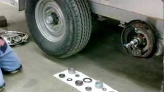 Packing bearings on a horse trailers  Coolhorse Sales amp Service [upl. by Kristina]