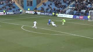 Gillingham v Oxford United highlights [upl. by Bar]