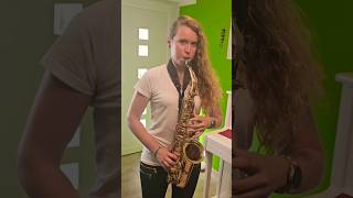 Zum ersten Mal Saxophon ausprobiert Danke MusikschuleCoda für diese Möglichkeit 🥰 musikviral [upl. by Singh411]