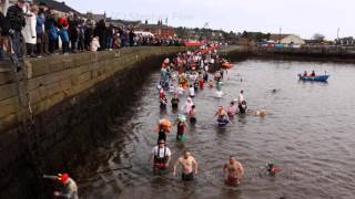 New Year Day Dook 2016 Timelapse Broughty Ferry Dundee Scotland [upl. by Meill226]