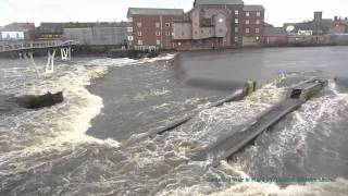 Castleford Weir In Flood 09122011 OblinArk Limited [upl. by Eeryn561]