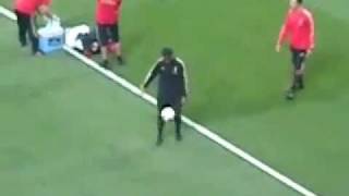 Ronaldinho humiliates his teammate during warm up [upl. by Ware680]