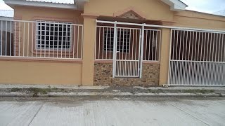 CASAS EN VENTA EN HONDURAS Casa en La Ceiba Lps 45000000 [upl. by Enaelem]