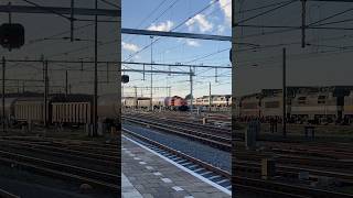 6400 Met Zeldzame gekoppelde trein  DutchRail  train trainspotting treinleven railfan [upl. by Neelyad]