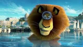 MADAGASCAR 3  Los Fugitivos Trailer oficial doblado al español 2 [upl. by Ynattirb]