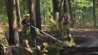 Brandweer voorkomt dat natuurbranden verder uitbreiden [upl. by Padget]