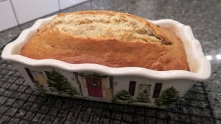 Easy Homemade Banana Bread Recipe [upl. by Michail]