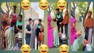 somali tiktok ila qosol iyo qaraaxo XALIIMO KUUS MUQAALO SHACTARO BADAN😂😂😂 [upl. by Zitah]