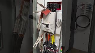 Overloading a circuit breaker at 1500 ampere [upl. by Reta254]