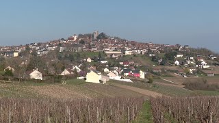 Sancerre seratil élu village préféré des français 2021 [upl. by Cuhp]