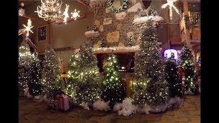 Great Wolf Lodge Pocono Mountains at Christmas Time [upl. by Wyne207]