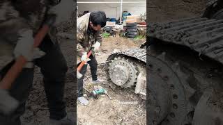 Replacing Travel Gears and Track Rollers on a MediumSized Excavator fyp short shorts shortviral [upl. by Torruella319]