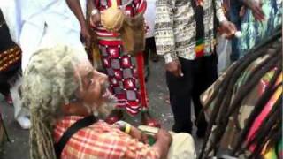 Nyabinghi drumming with Sizzla at Bob Marley Museum 2012 [upl. by Swen]