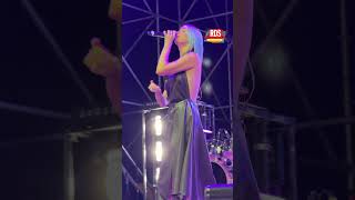 Rose Villain canta Trasparente  live [upl. by Emina]